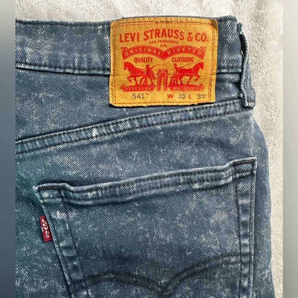 Levi's 541‎ Jeans Mens 32x32 Blue Acid Snow Wash Athletic Taper Stretch Denim